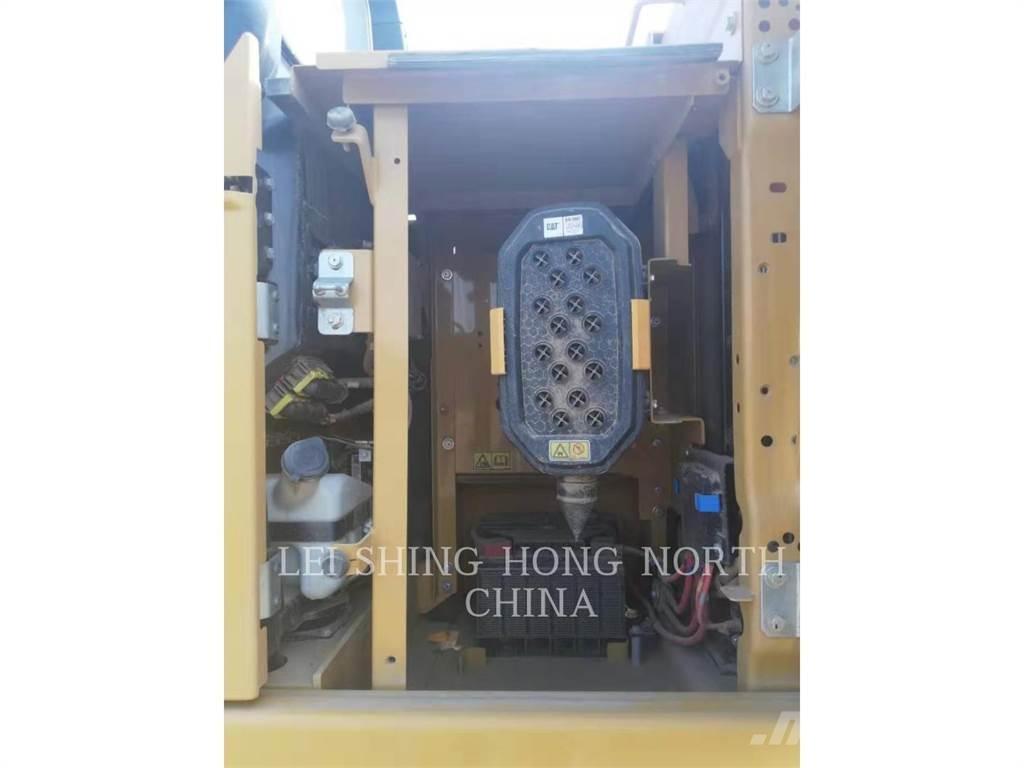 CAT 320-07 Telakaivukoneet