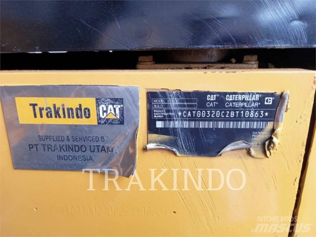 CAT 320-07GC Telakaivukoneet