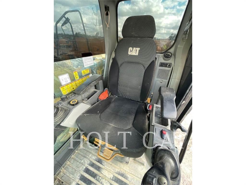 CAT 320 TC Telakaivukoneet