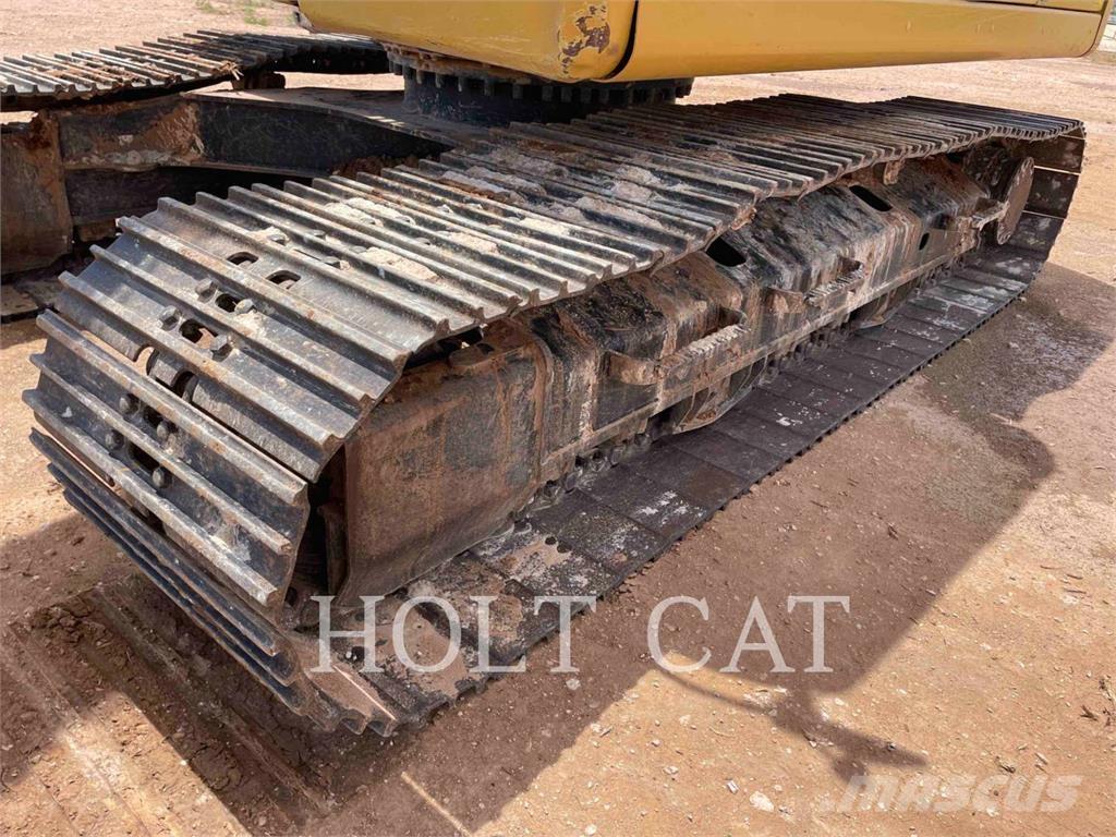 CAT 32007 Telakaivukoneet