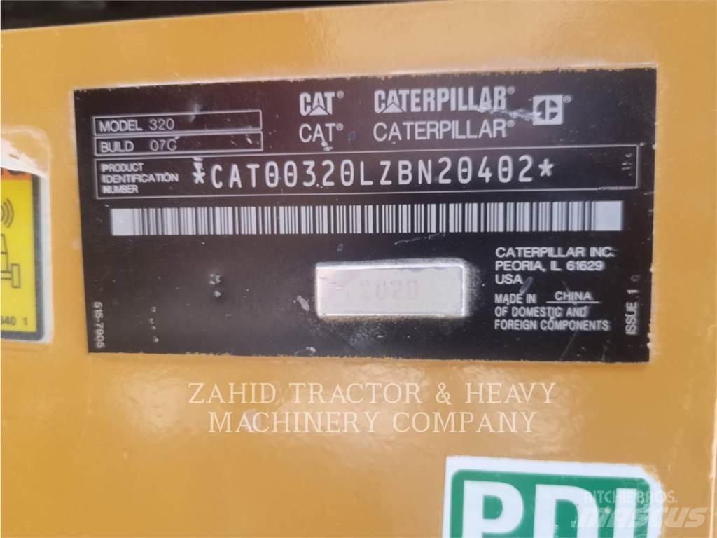 CAT 32007 Telakaivukoneet