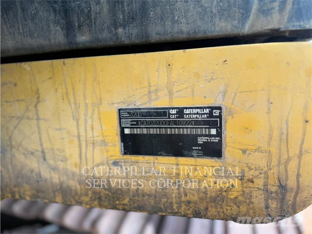 CAT 320D Telakaivukoneet