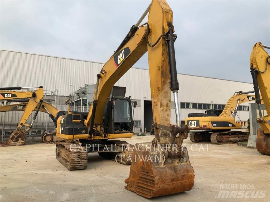 CAT 320D2 Telakaivukoneet