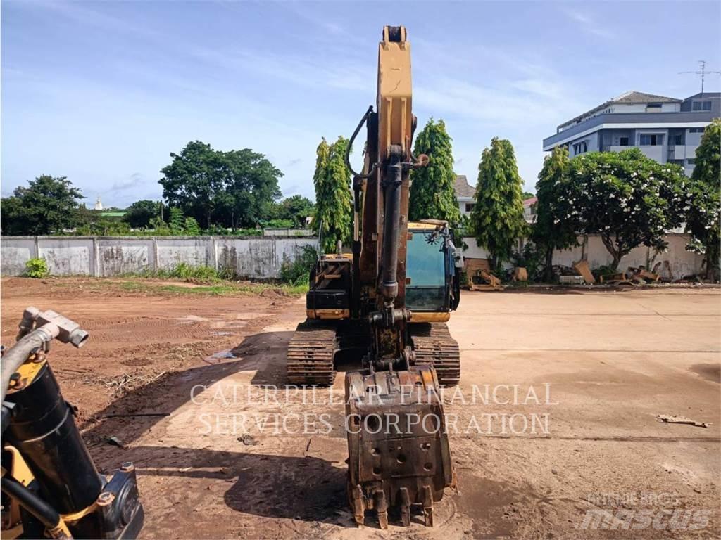 CAT 320D2 Telakaivukoneet