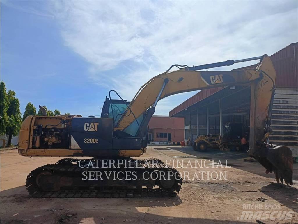 CAT 320D2 Telakaivukoneet