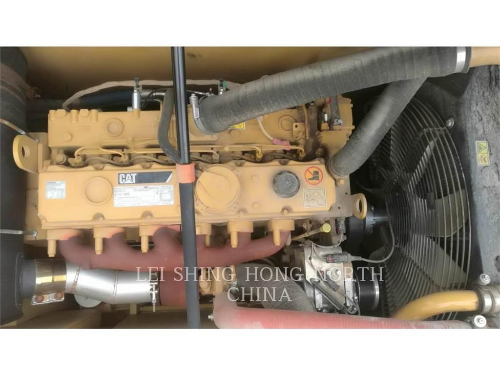 CAT 320D2 Telakaivukoneet