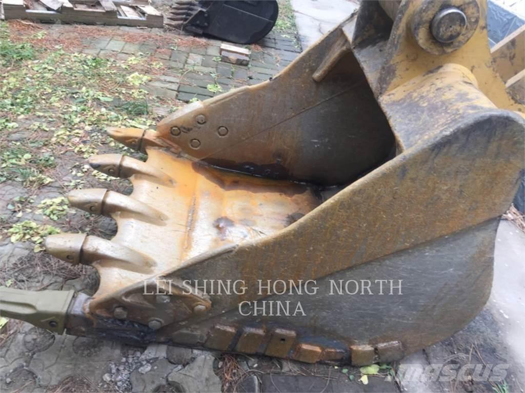 CAT 320D2GC Telakaivukoneet