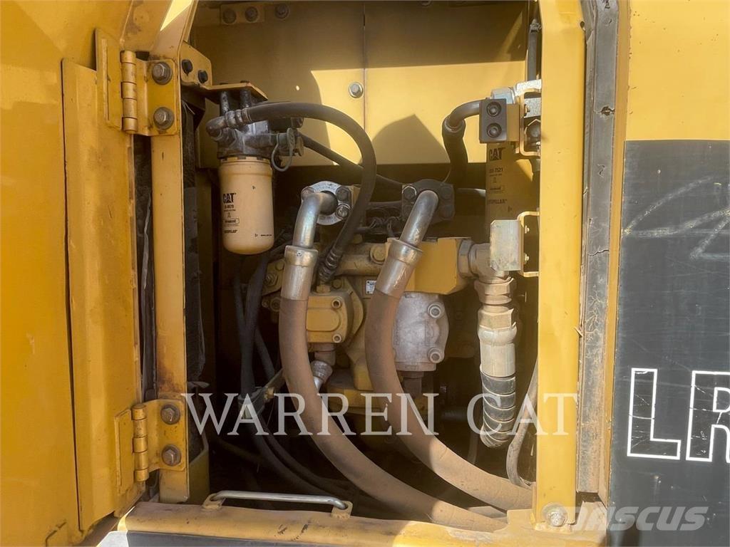 CAT 320DL Telakaivukoneet