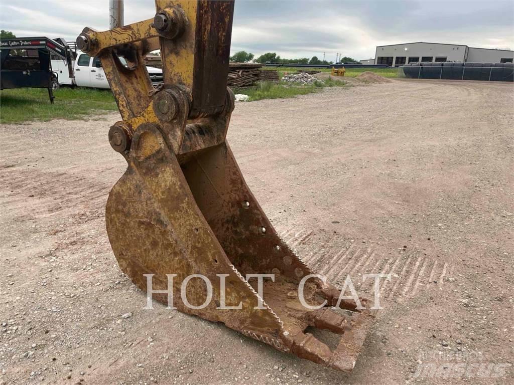 CAT 320EL Telakaivukoneet
