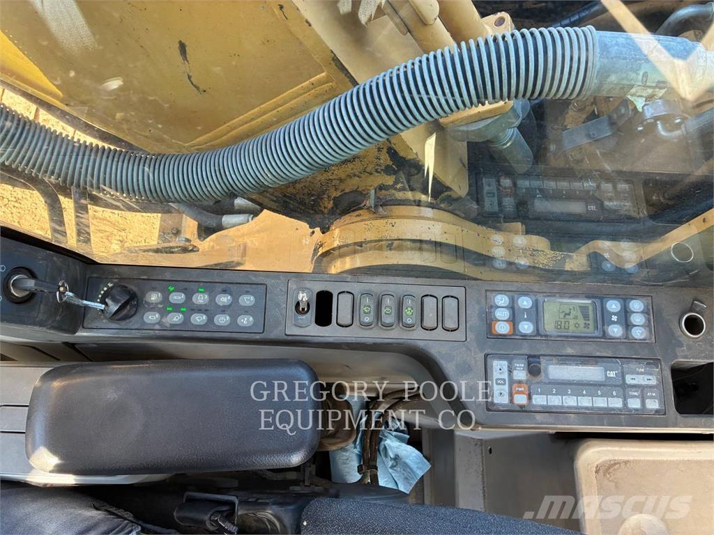 CAT 320EL Telakaivukoneet