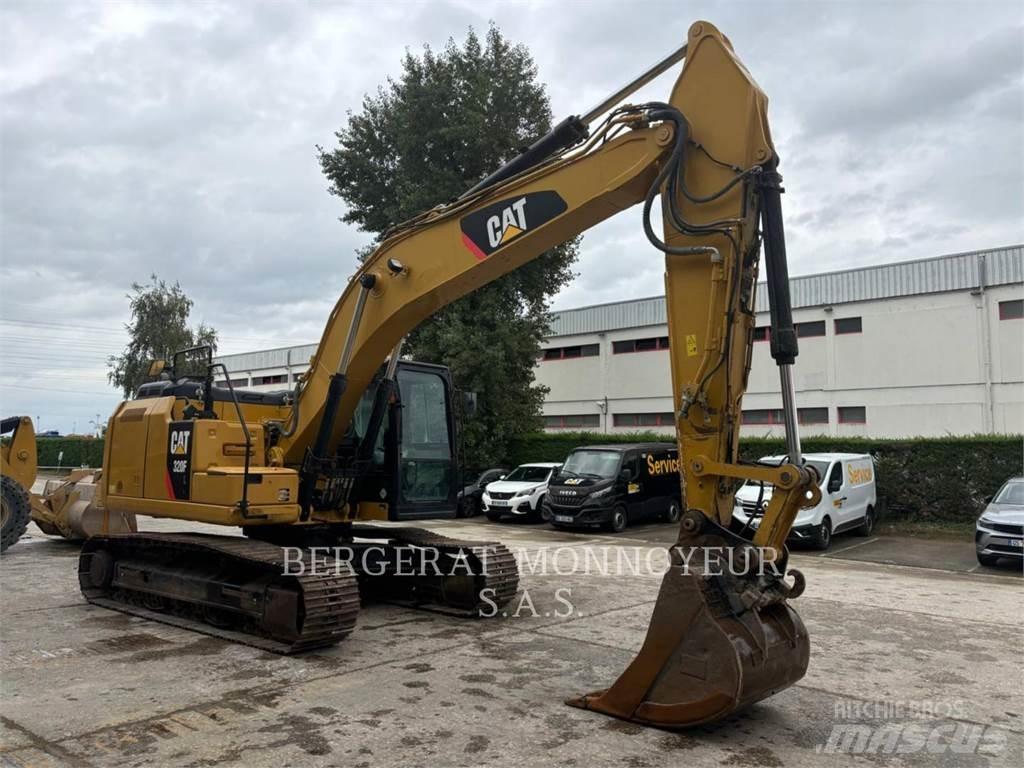 CAT 320F Telakaivukoneet