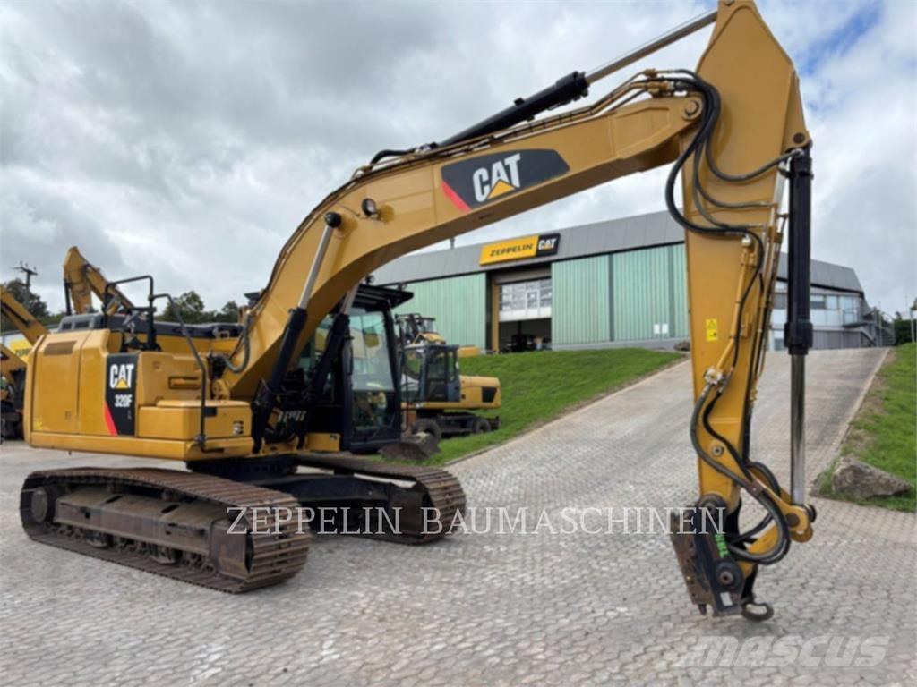 CAT 320FL Telakaivukoneet