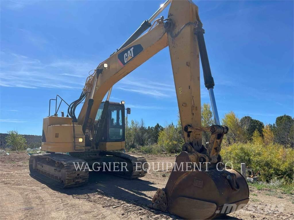 CAT 321DL TCIR Telakaivukoneet