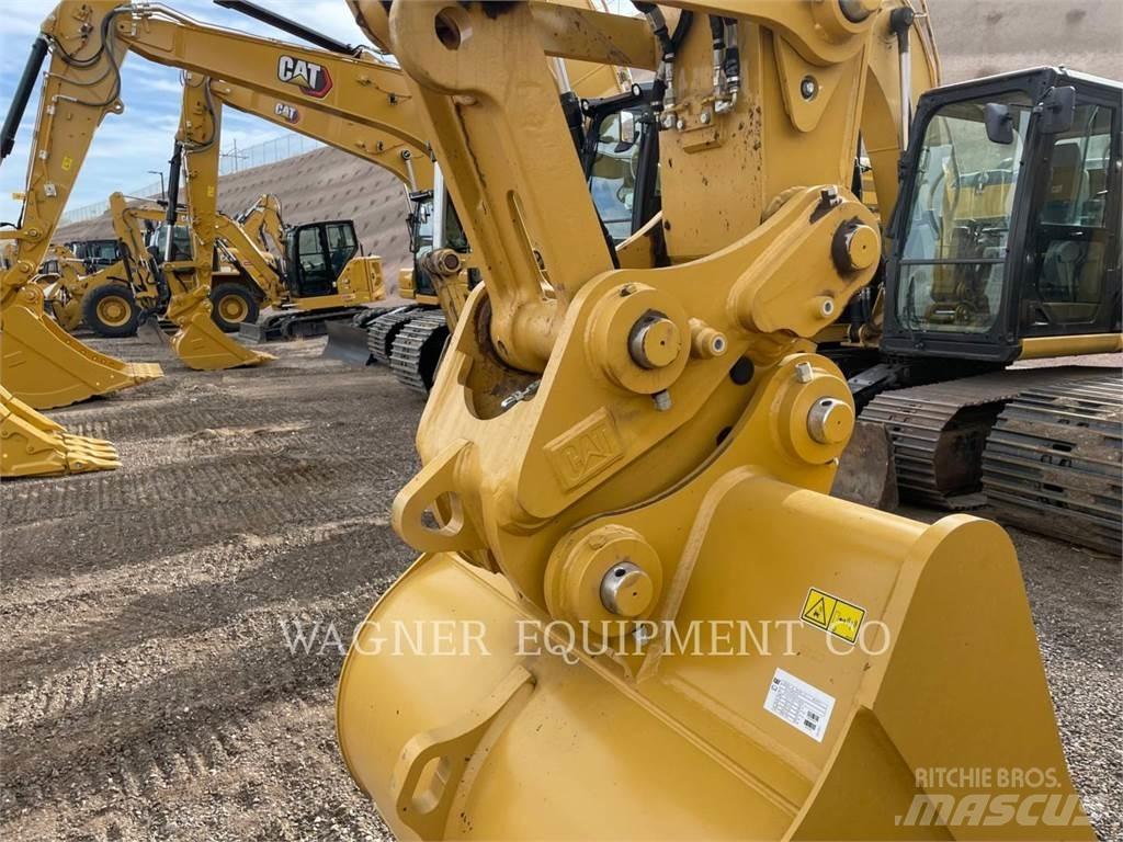 CAT 323 Telakaivukoneet