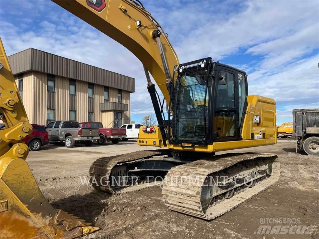 CAT 323 Telakaivukoneet