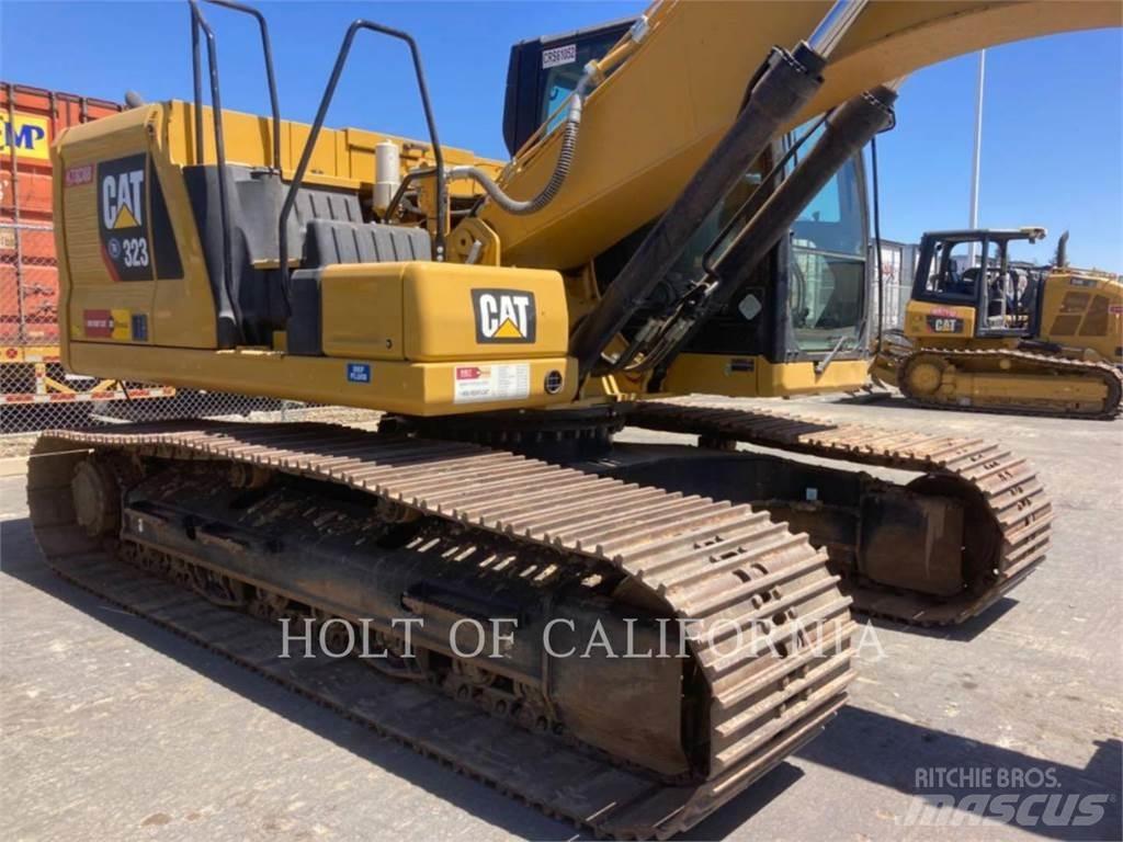 CAT 323 Telakaivukoneet