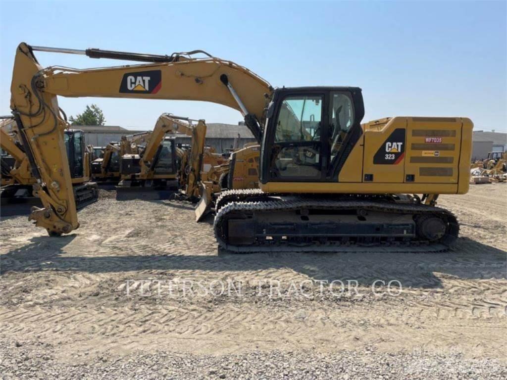 CAT 323 Telakaivukoneet