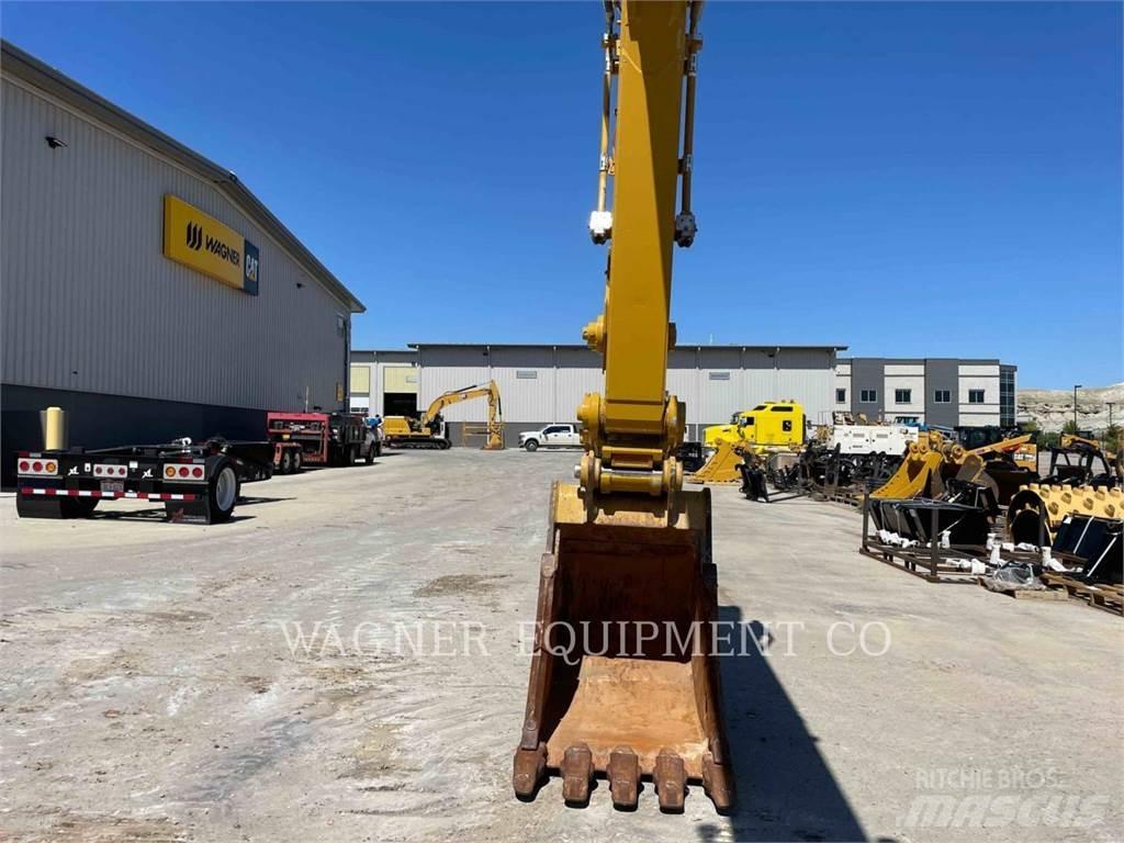 CAT 323 Telakaivukoneet