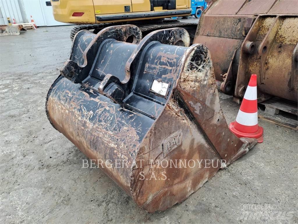 CAT 323 Telakaivukoneet