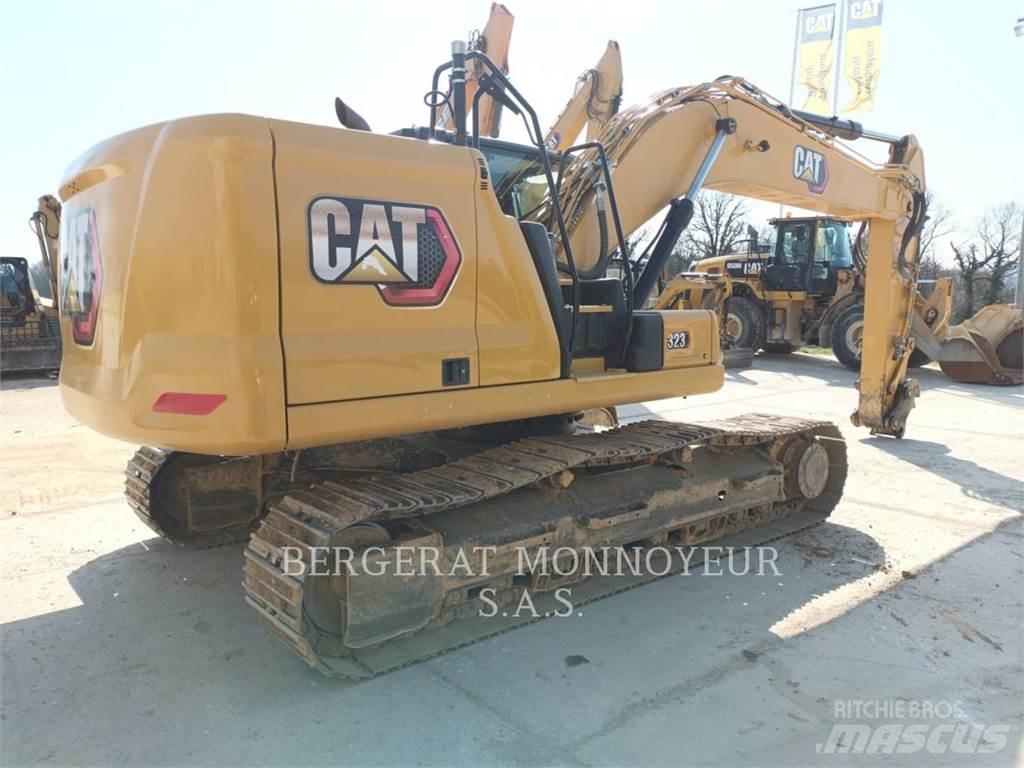 CAT 323 Telakaivukoneet