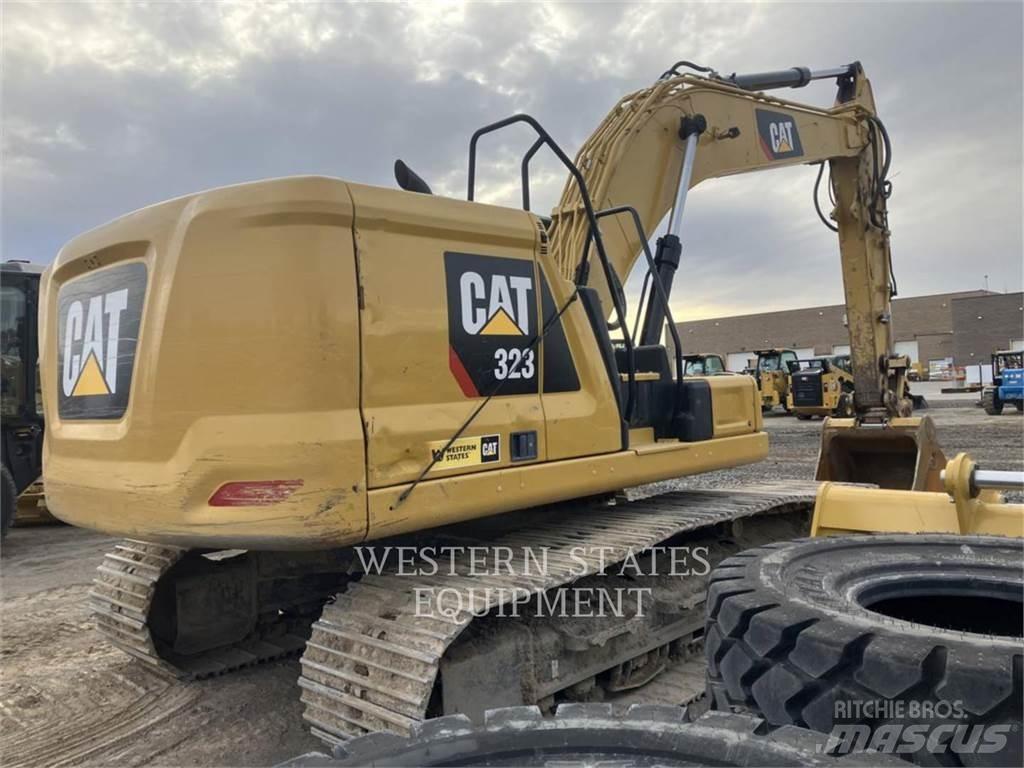CAT 323 Telakaivukoneet
