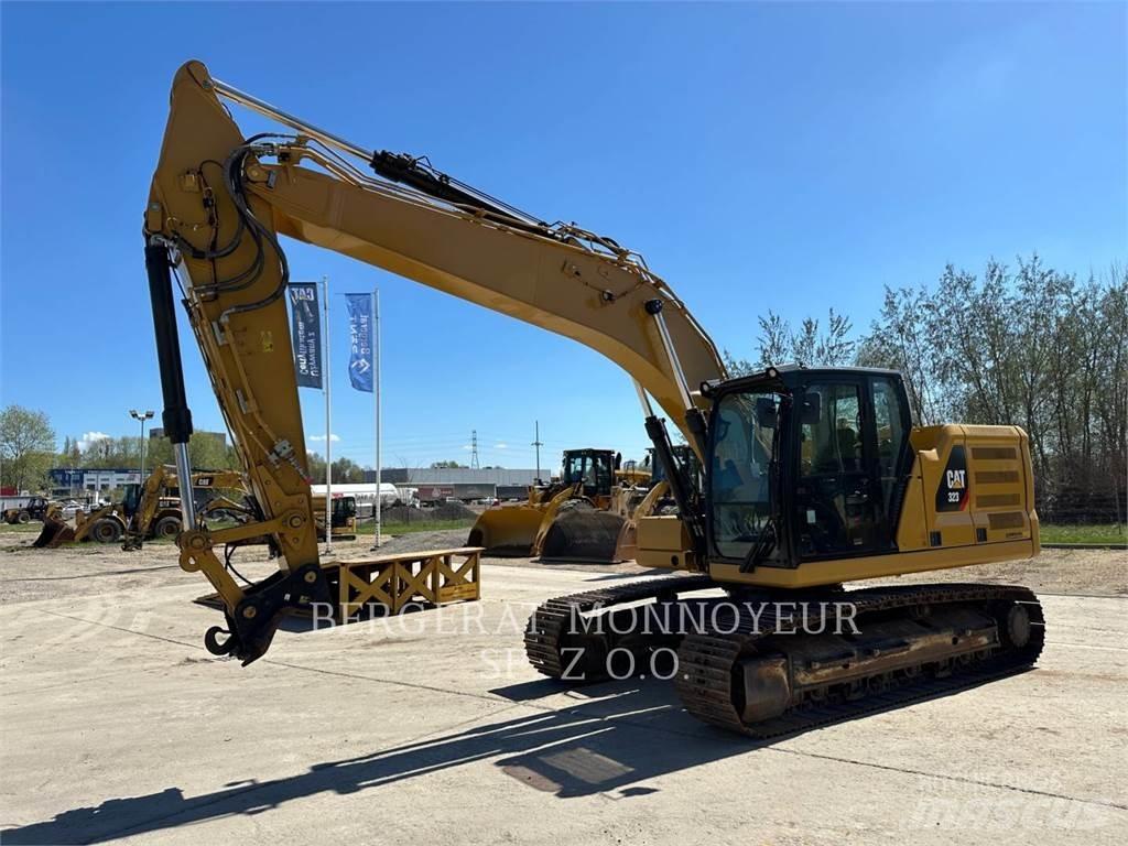 CAT 323 Telakaivukoneet