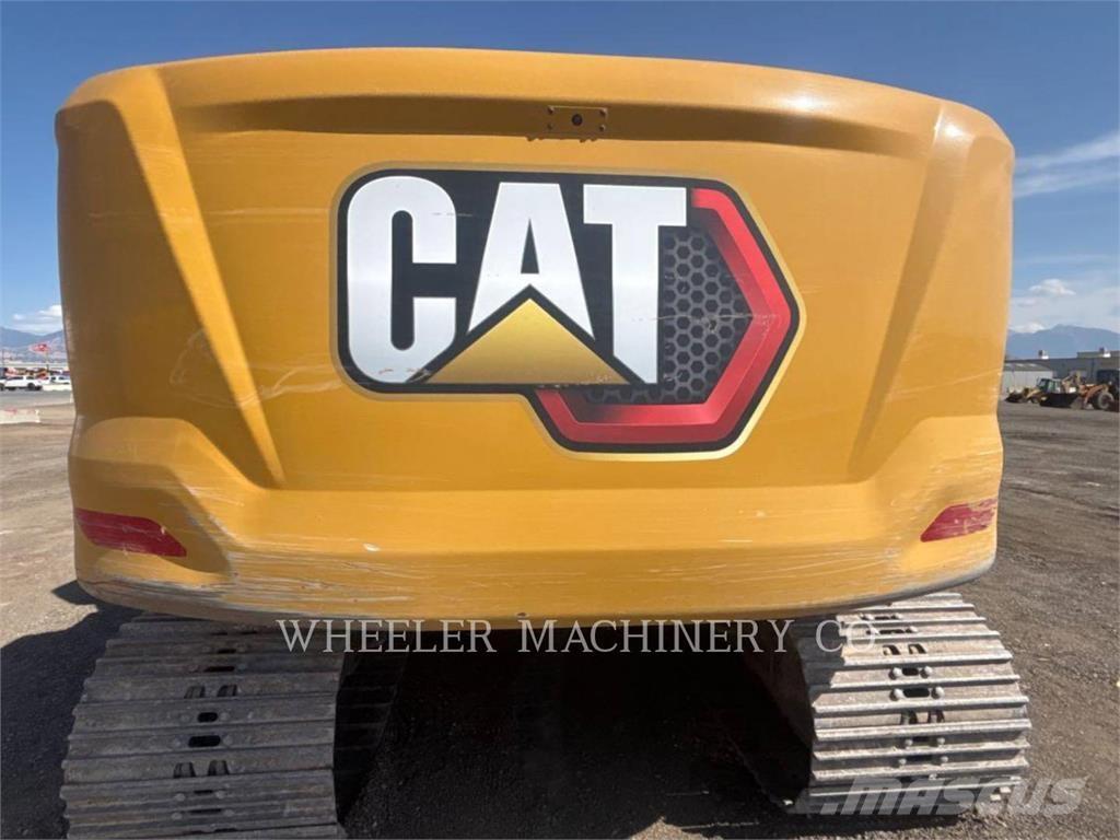 CAT 323 Telakaivukoneet