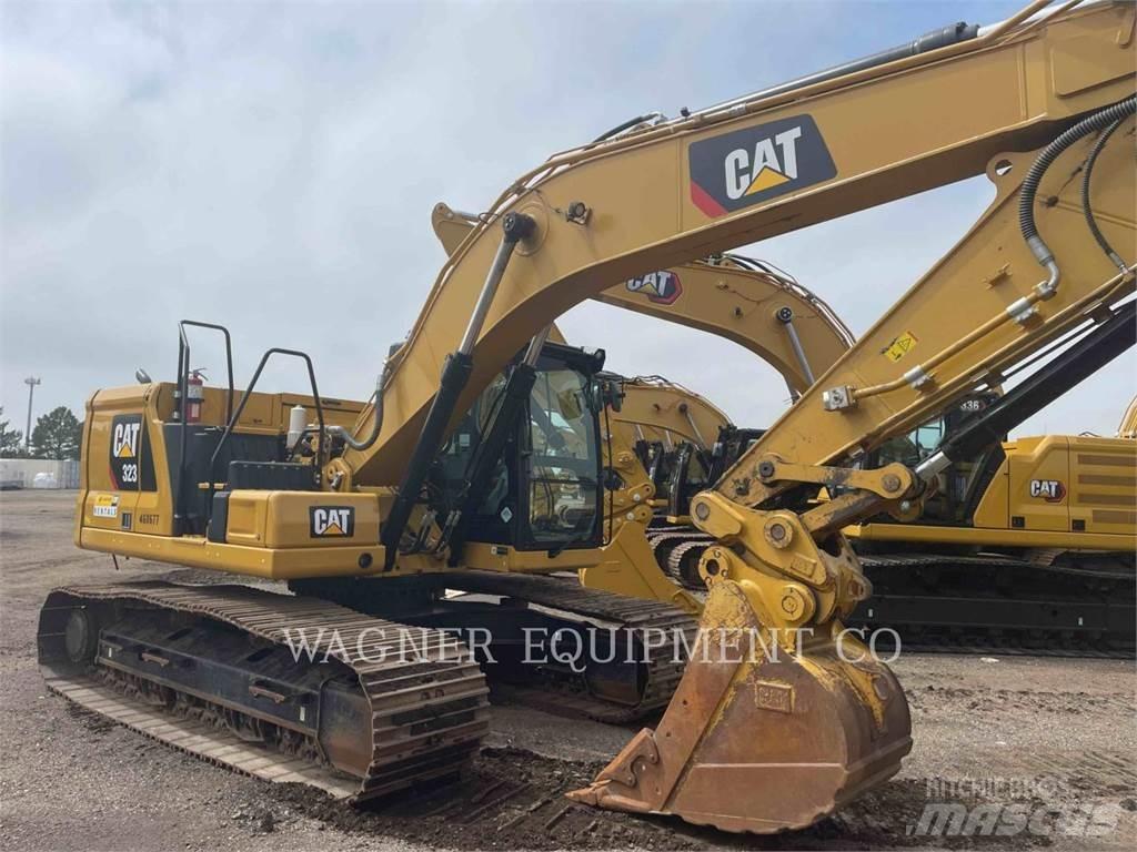CAT 323 Telakaivukoneet
