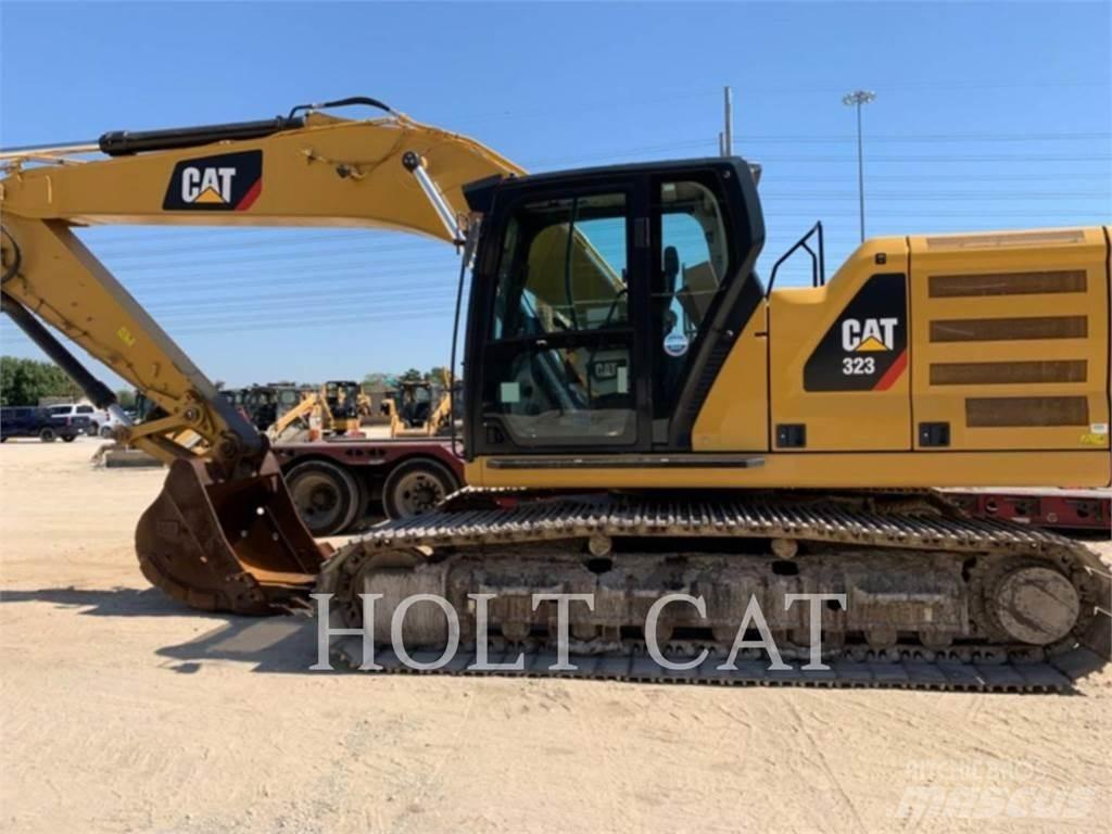 CAT 323 Telakaivukoneet