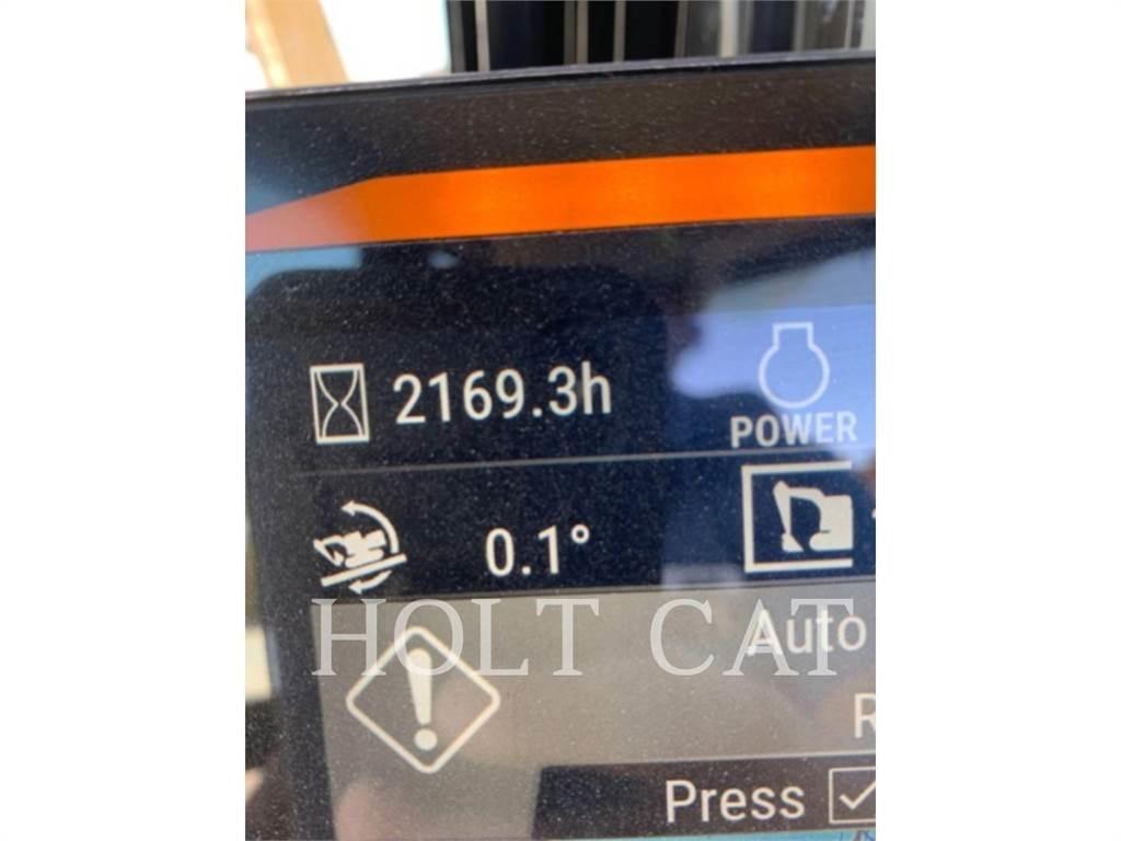 CAT 323 Telakaivukoneet