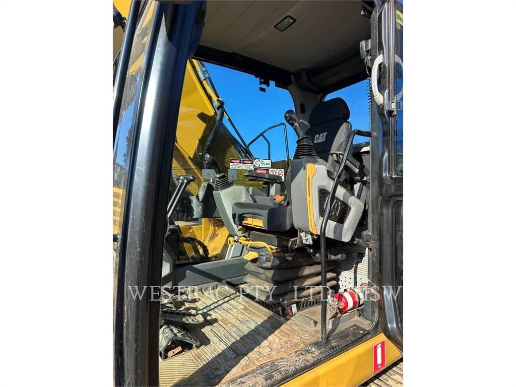 CAT 323-07 Telakaivukoneet