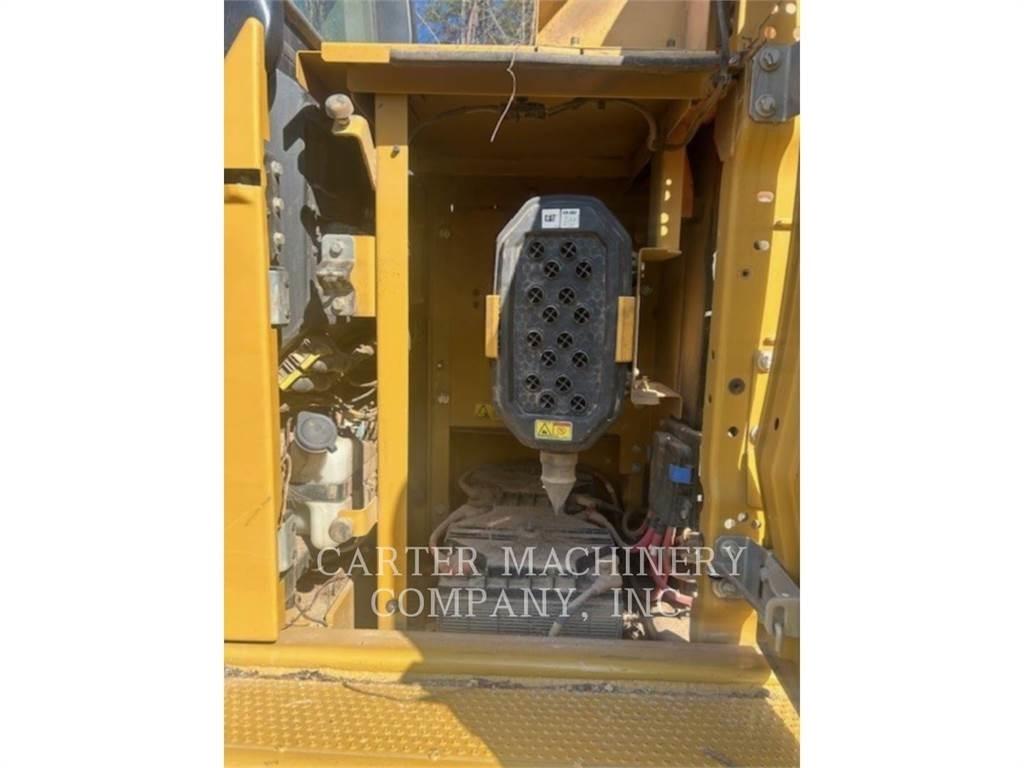 CAT 323-07 Telakaivukoneet