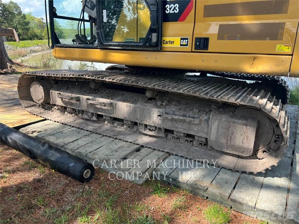 CAT 323-07 Telakaivukoneet