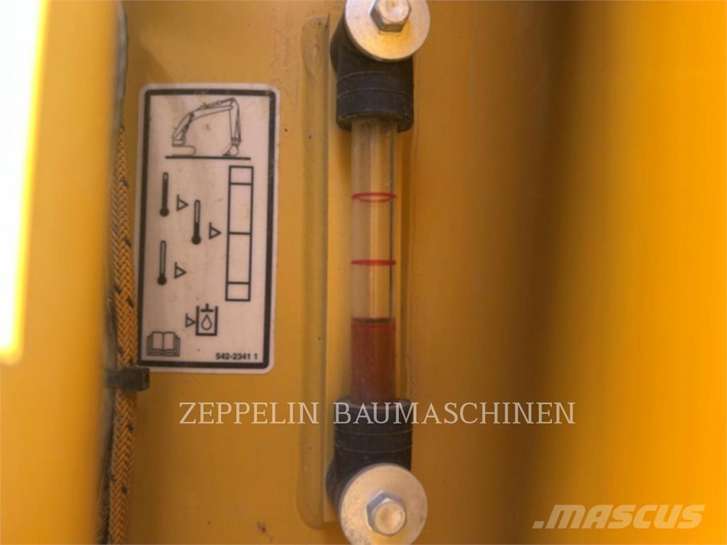 CAT 323-07B Telakaivukoneet