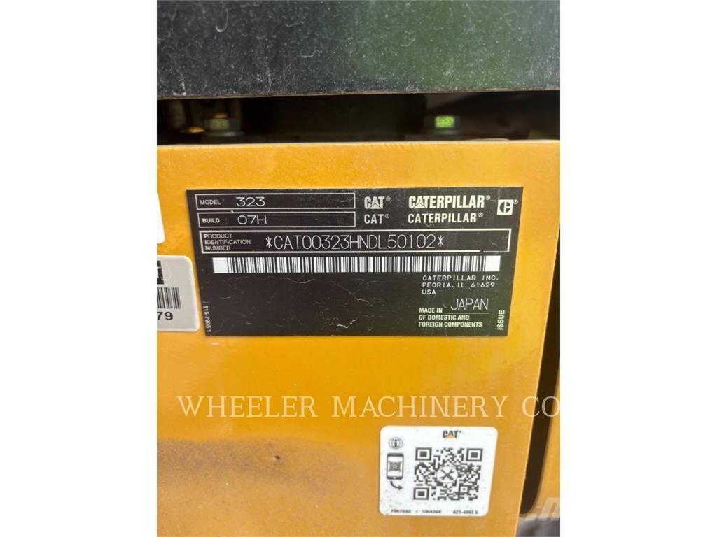 CAT 323 CF Telakaivukoneet