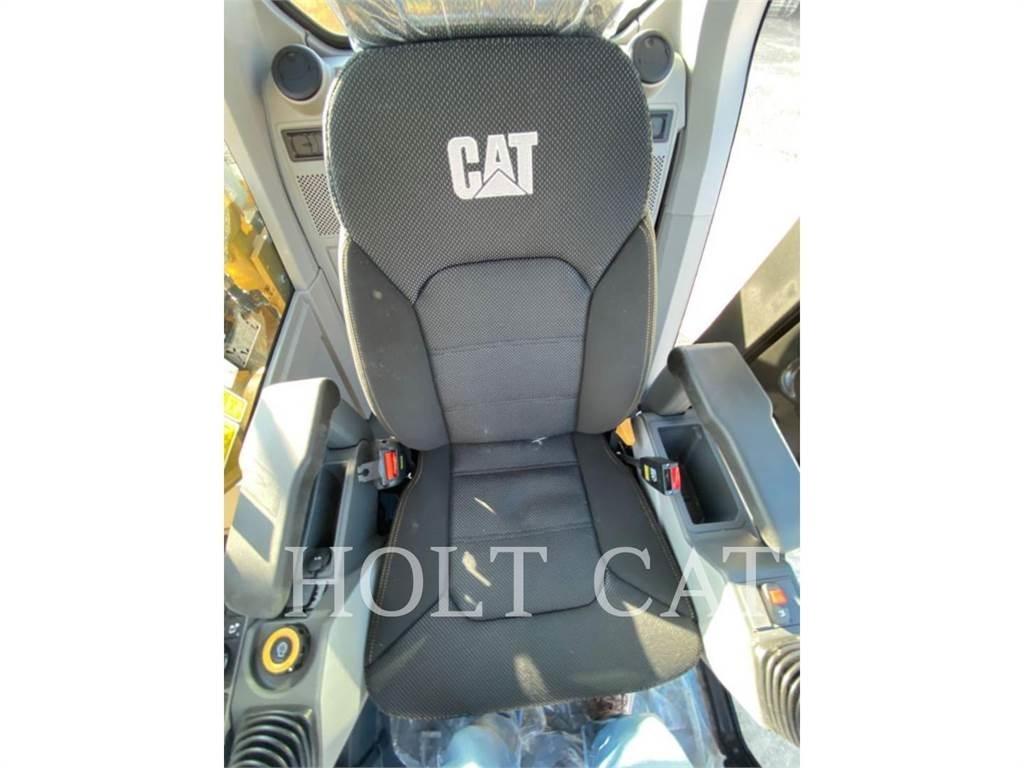 CAT 323 TC Telakaivukoneet