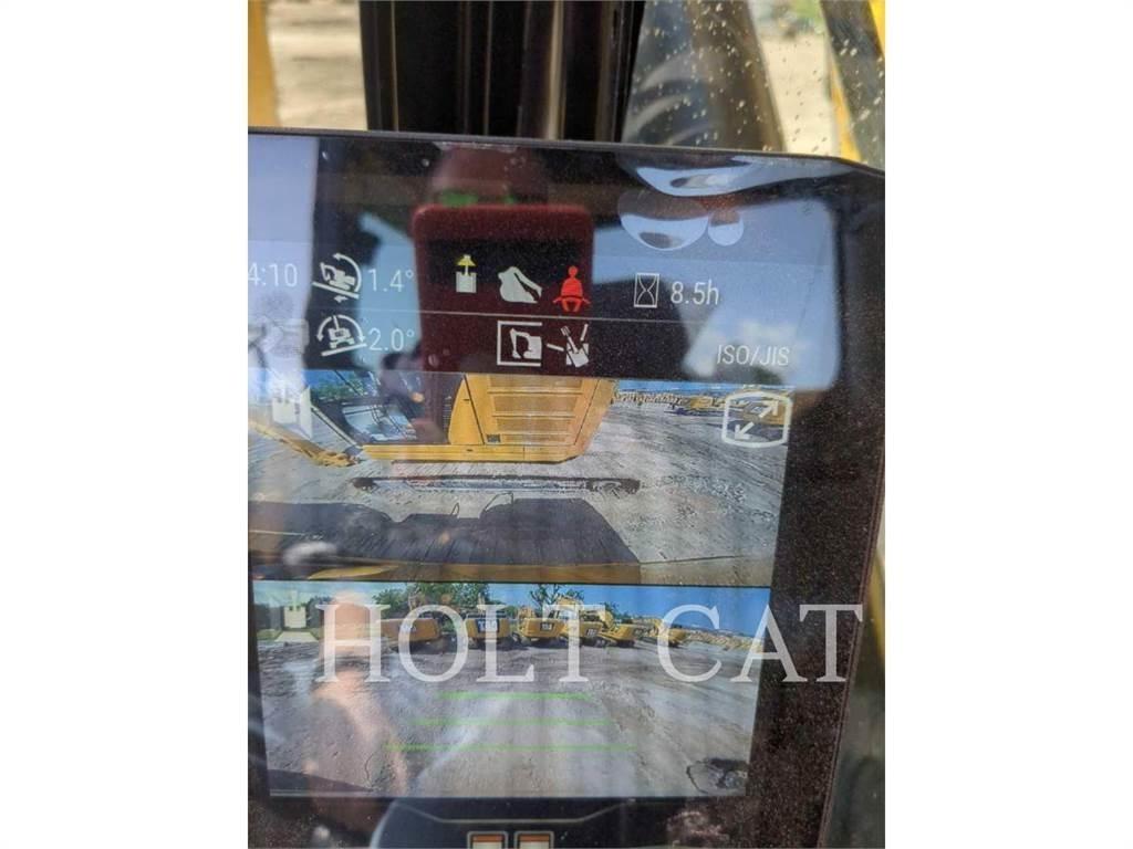 CAT 323 TC Telakaivukoneet