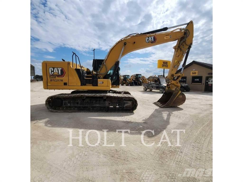 CAT 323 TC Telakaivukoneet