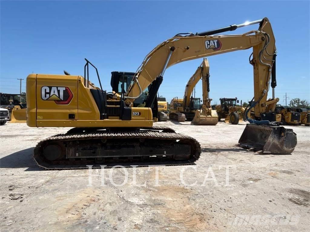 CAT 323 TC Telakaivukoneet