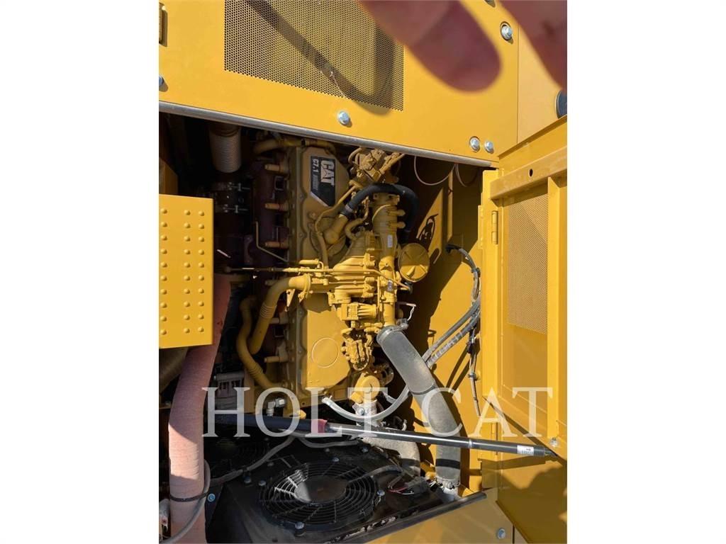 CAT 323 TC Telakaivukoneet