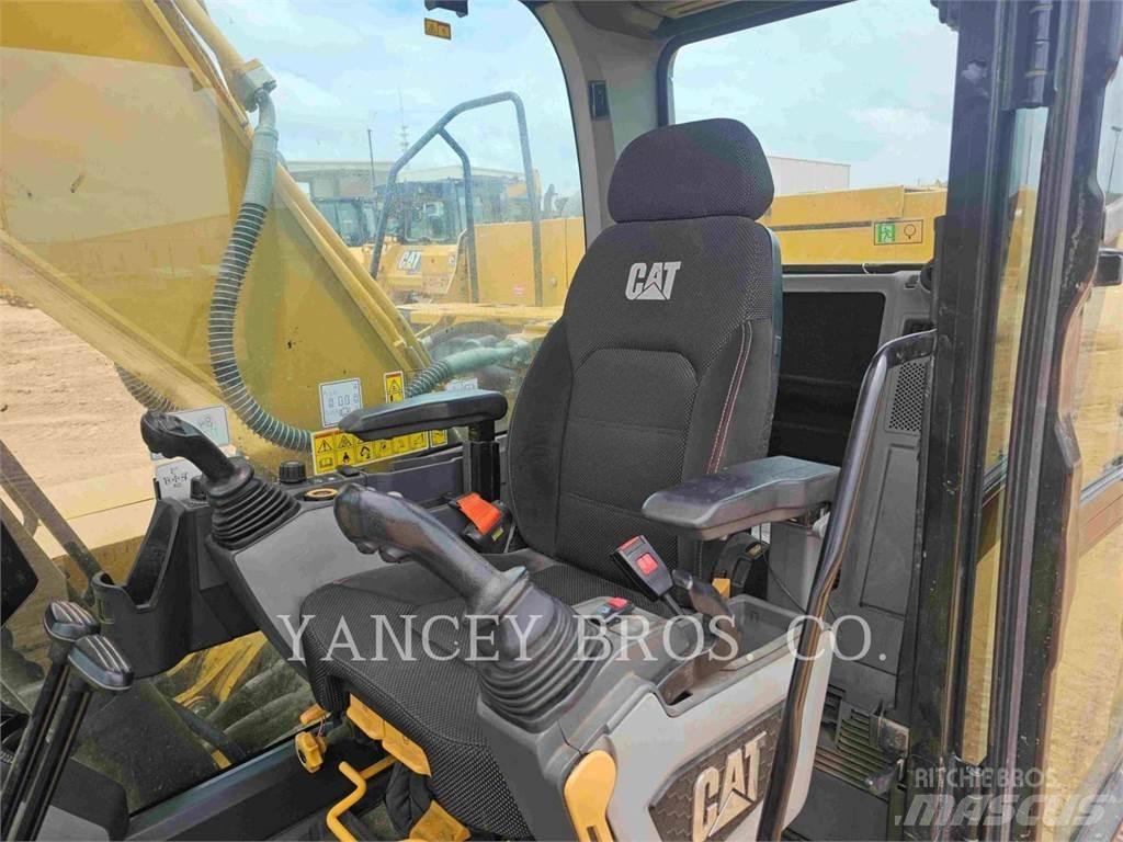 CAT 32307 Telakaivukoneet