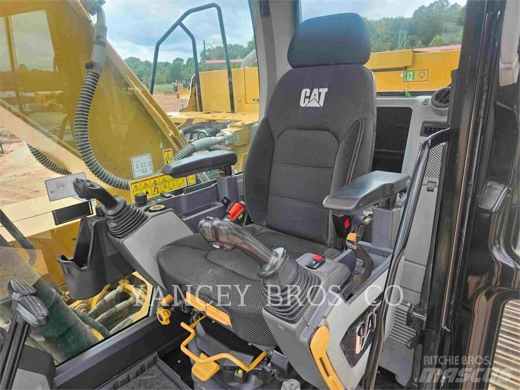 CAT 32307 Telakaivukoneet