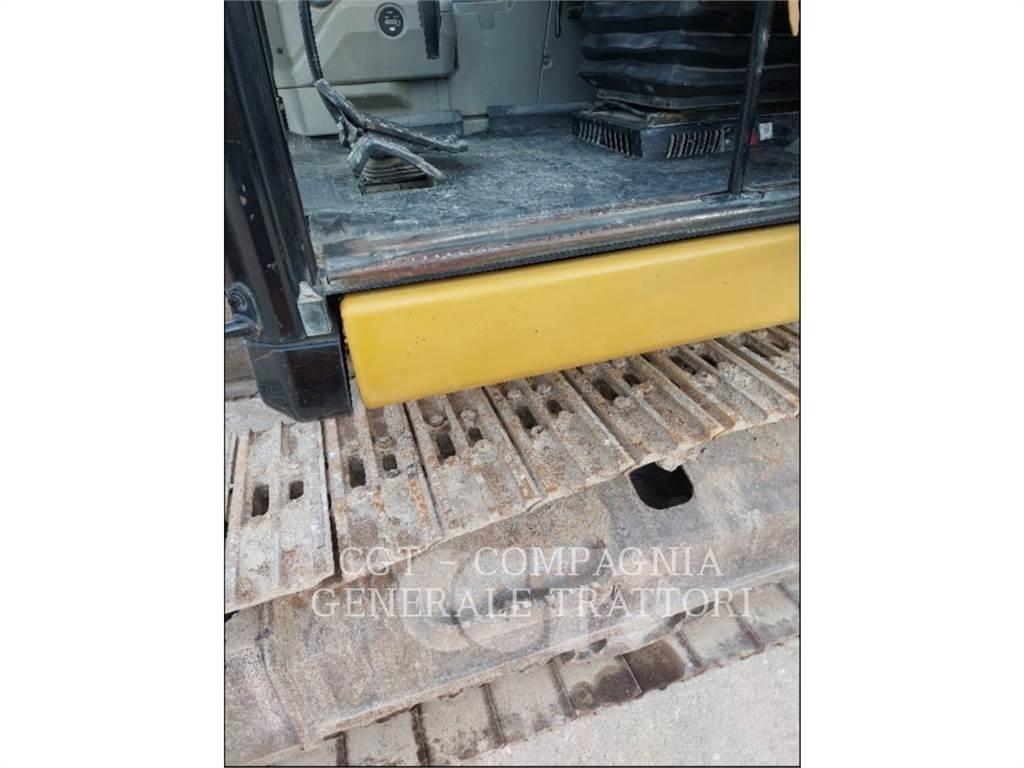 CAT 323E Telakaivukoneet