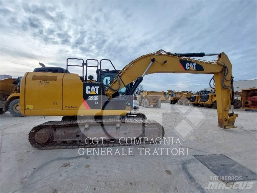 CAT 323E Telakaivukoneet