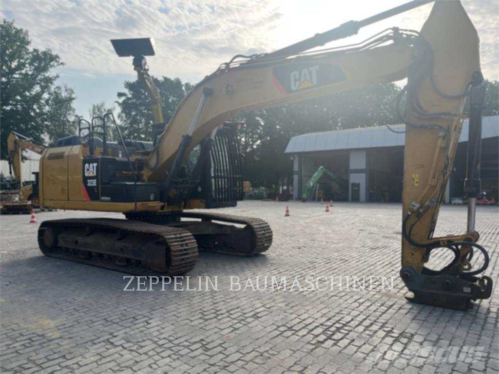 CAT 323EL Telakaivukoneet