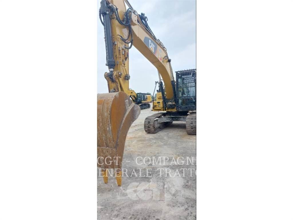 CAT 323F Telakaivukoneet