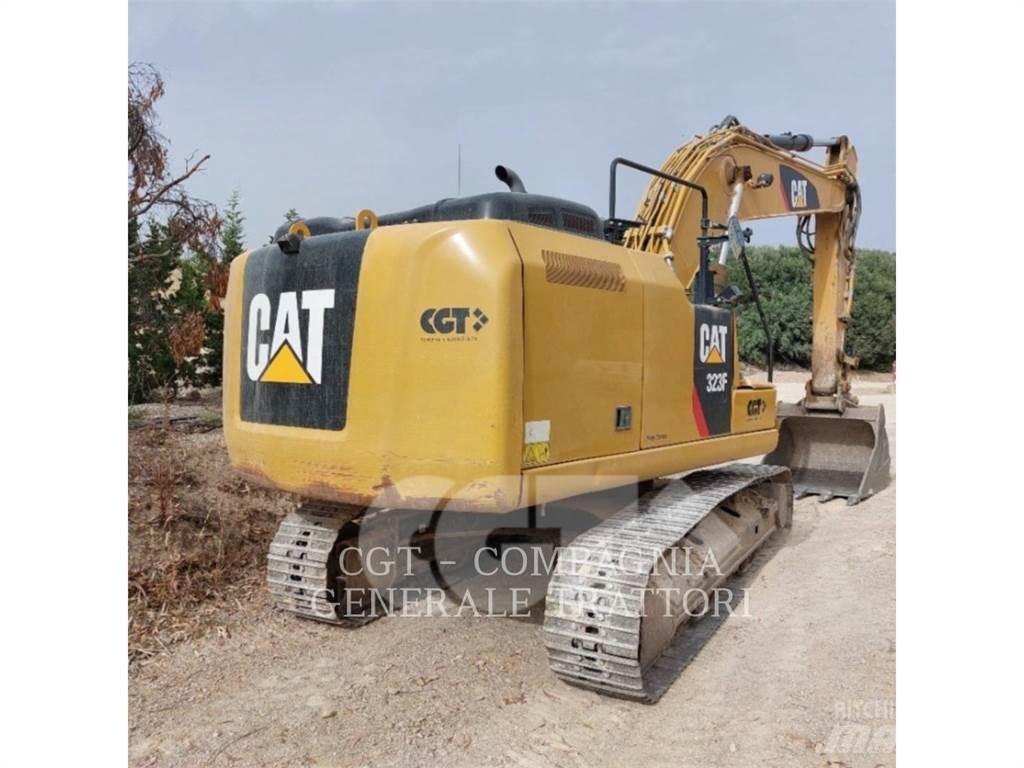CAT 323F Telakaivukoneet