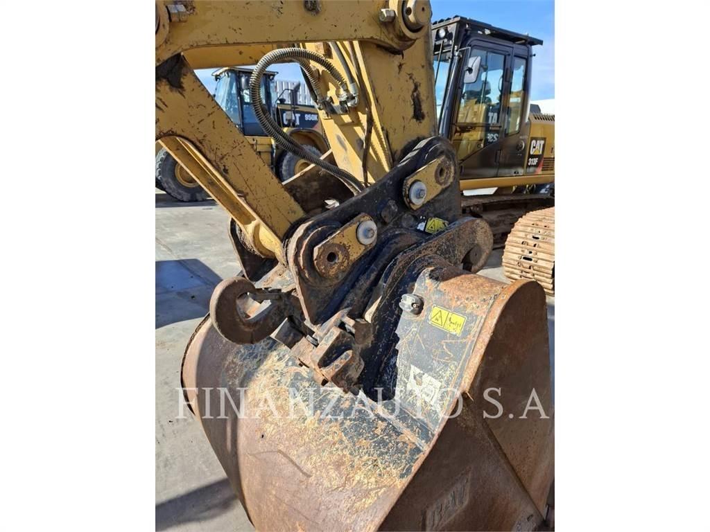 CAT 323F Telakaivukoneet
