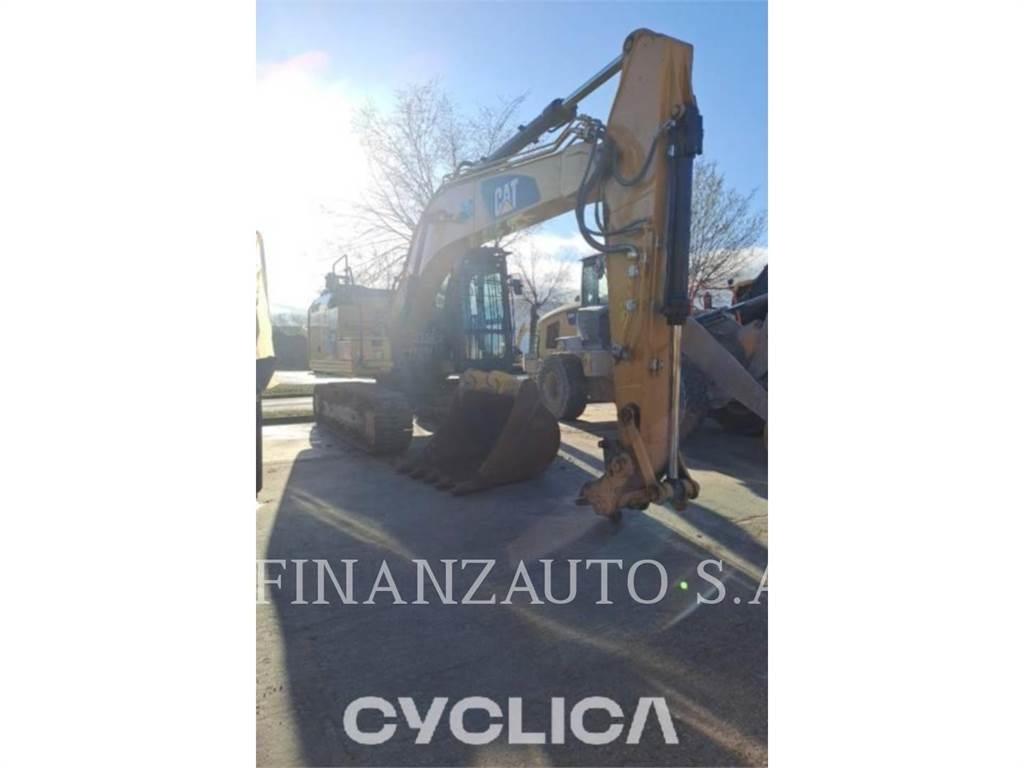 CAT 323F Telakaivukoneet