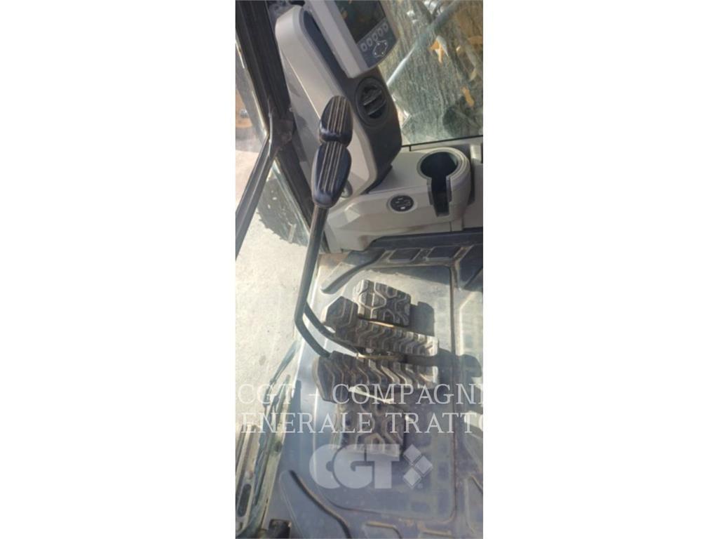 CAT 323F Telakaivukoneet